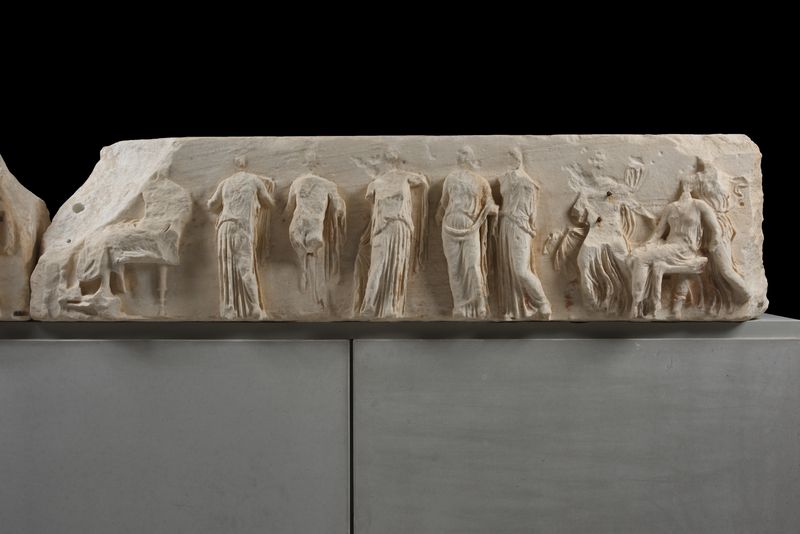 Cálculo máscara Desobediencia Athena Nike Temple. East Frieze. Block c | Acropolis Museum | Official  website